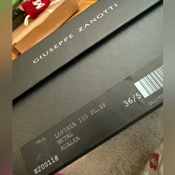 Giuseppe Zanotti Women's Pink Platform Heels - Picture 8 of 8